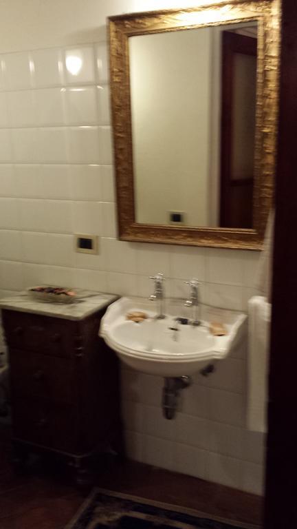 Palazzo Bizzarri Hotel Раполано Терме Стая снимка